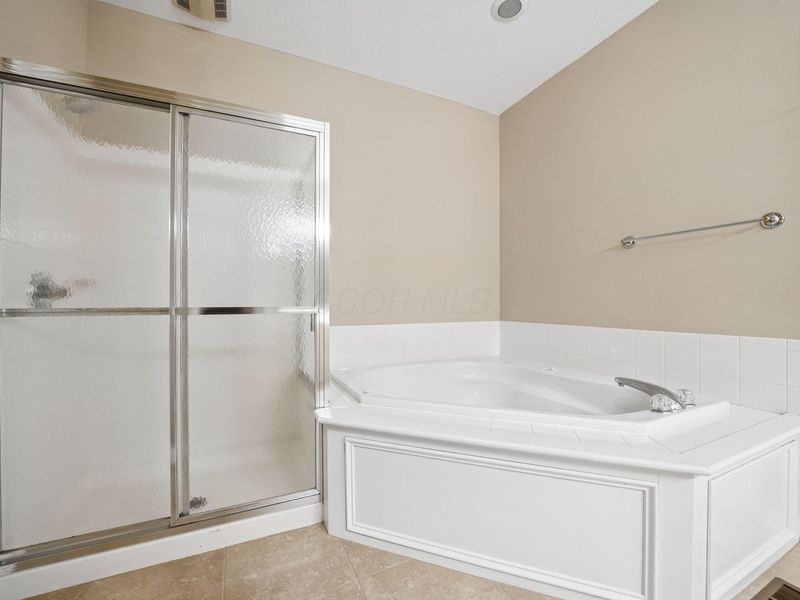 7833 Linksview Circle, Westerville, OH 43082 Photo 40