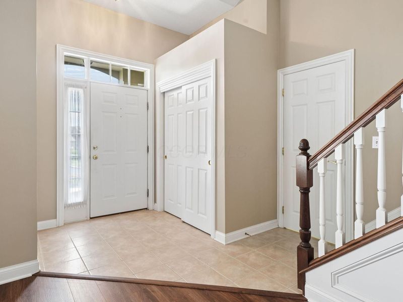 7833 Linksview Circle, Westerville, OH 43082 Photo 5