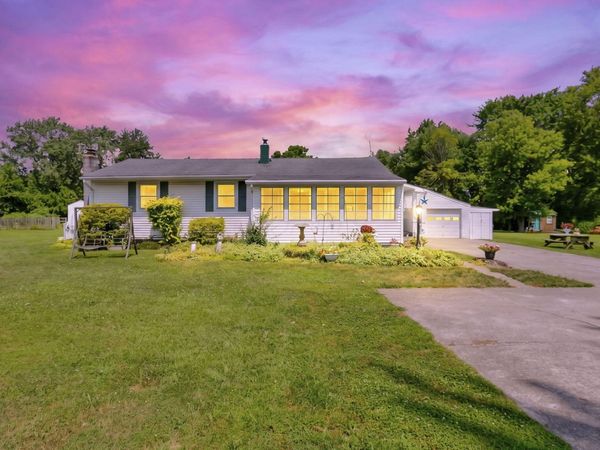 646 Woodside Drive SW, Pataskala, OH 43062