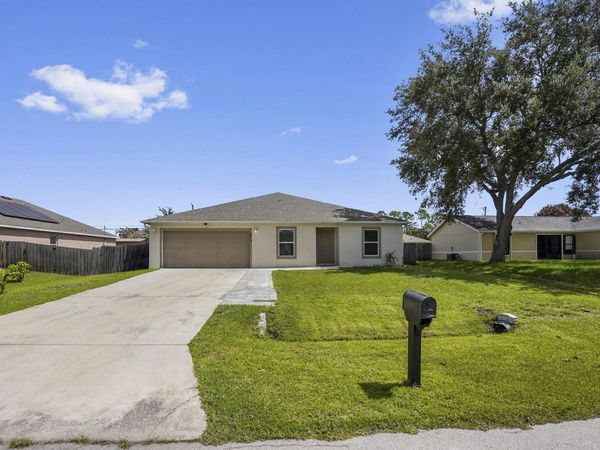 1213 SW PATRICIA Avenue, Port St. Lucie, FL 34953