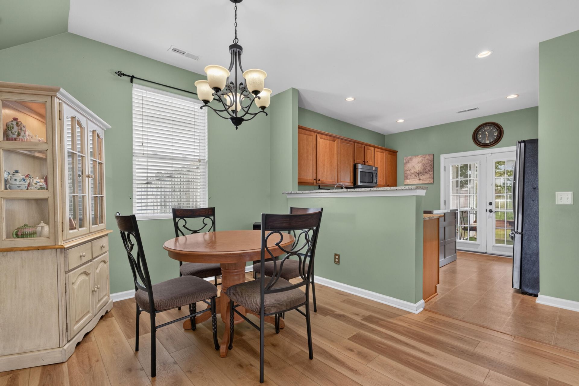 404 Watershed Drive Photo 12