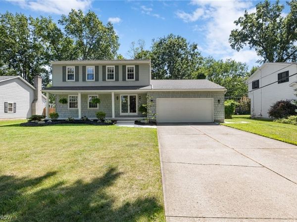 6903 Hidden Valley Drive , Amherst, OH 44001