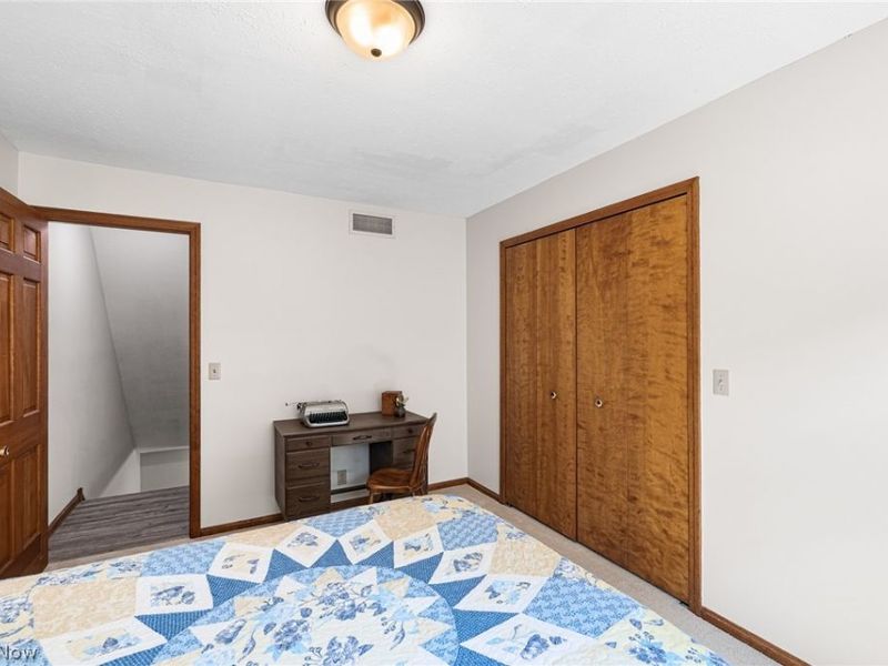 6903 Hidden Valley Drive, Amherst, OH 44001 Photo 21