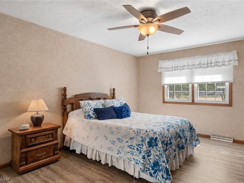 6903 Hidden Valley Drive, Amherst, OH 44001 Photo 23