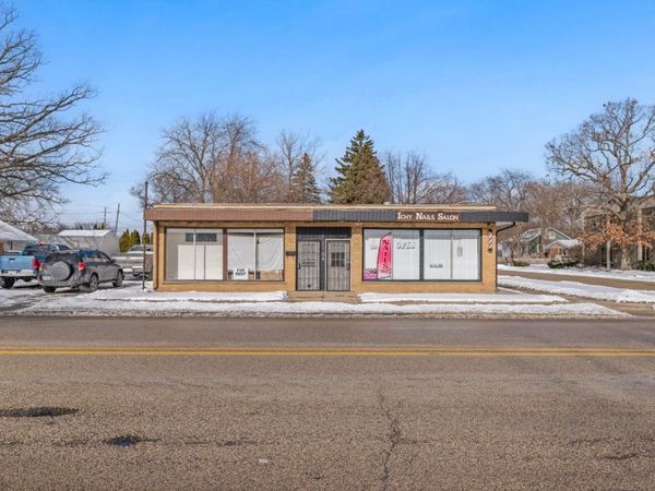 1104 W Glen Flora Avenue , Waukegan, IL 60085