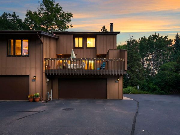 2628 Sumac Ridge, White Bear Lake, MN 55110