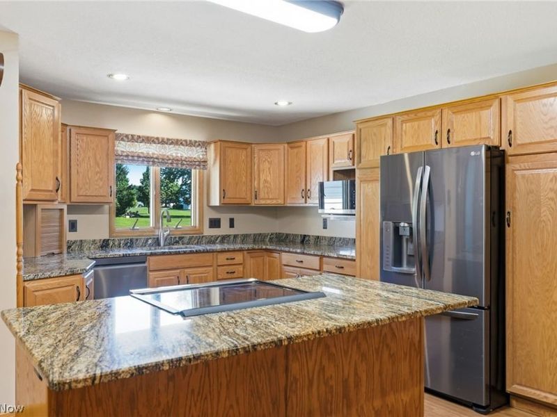 558 Thornberry Trail, North Lima, OH 44452 Photo 15