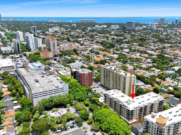 3530 SW 22ND Street, Unit 902, Miami, FL 33145