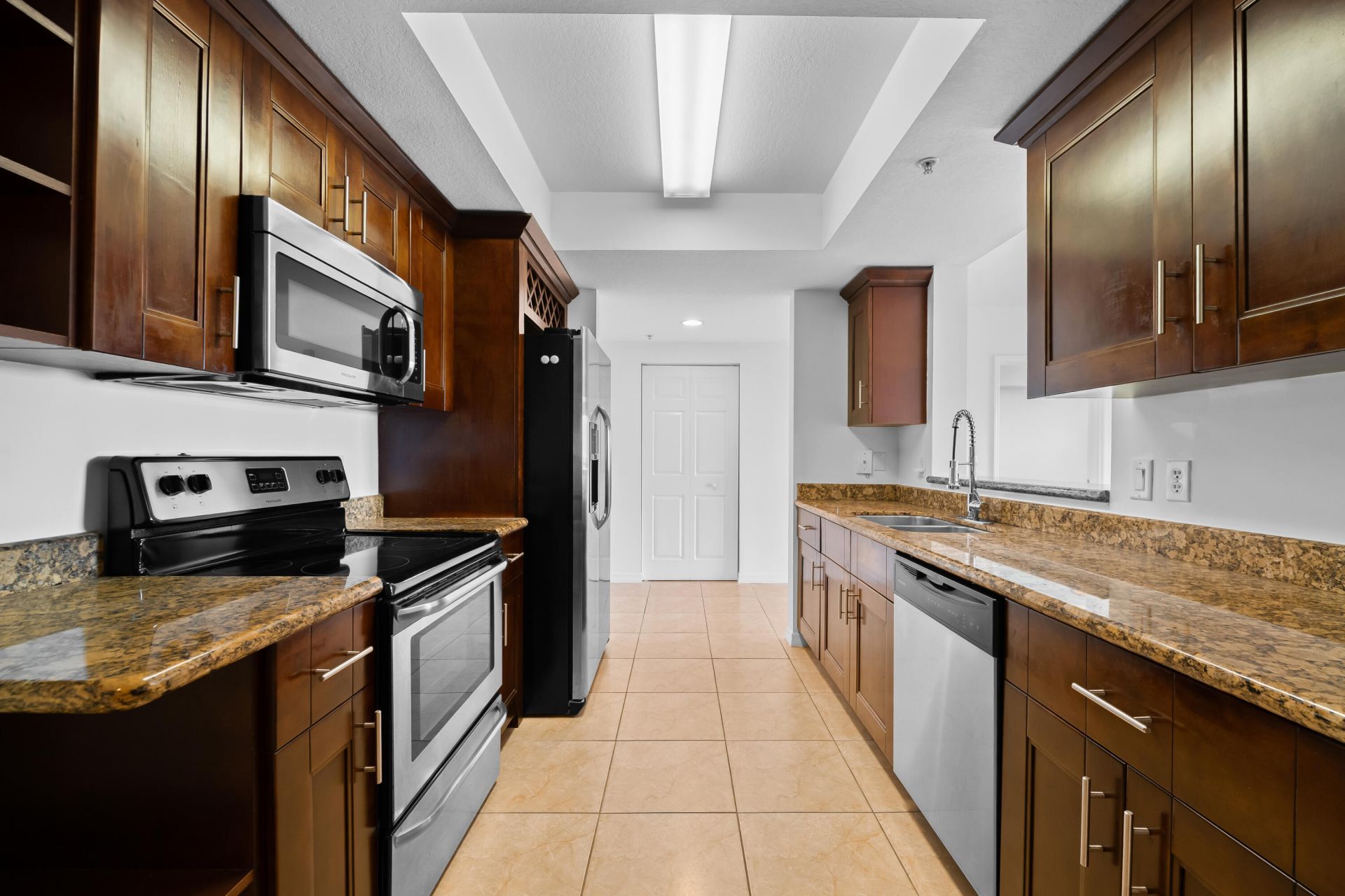 3530 SW 22nd Street, Unit 902, Miami, FL 33145 Photo