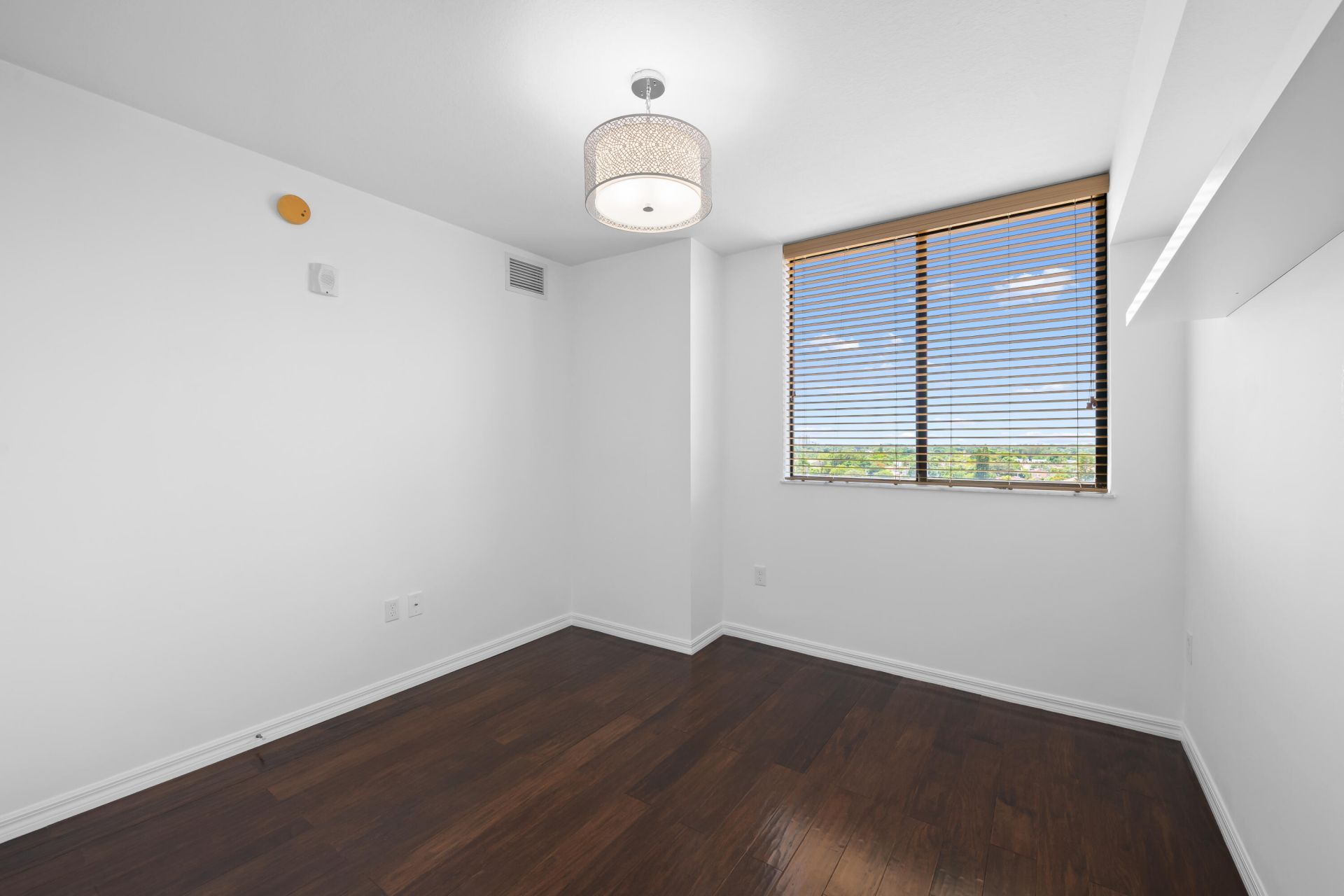 3530 SW 22nd Street, Unit 902, Miami, FL 33145 Photo
