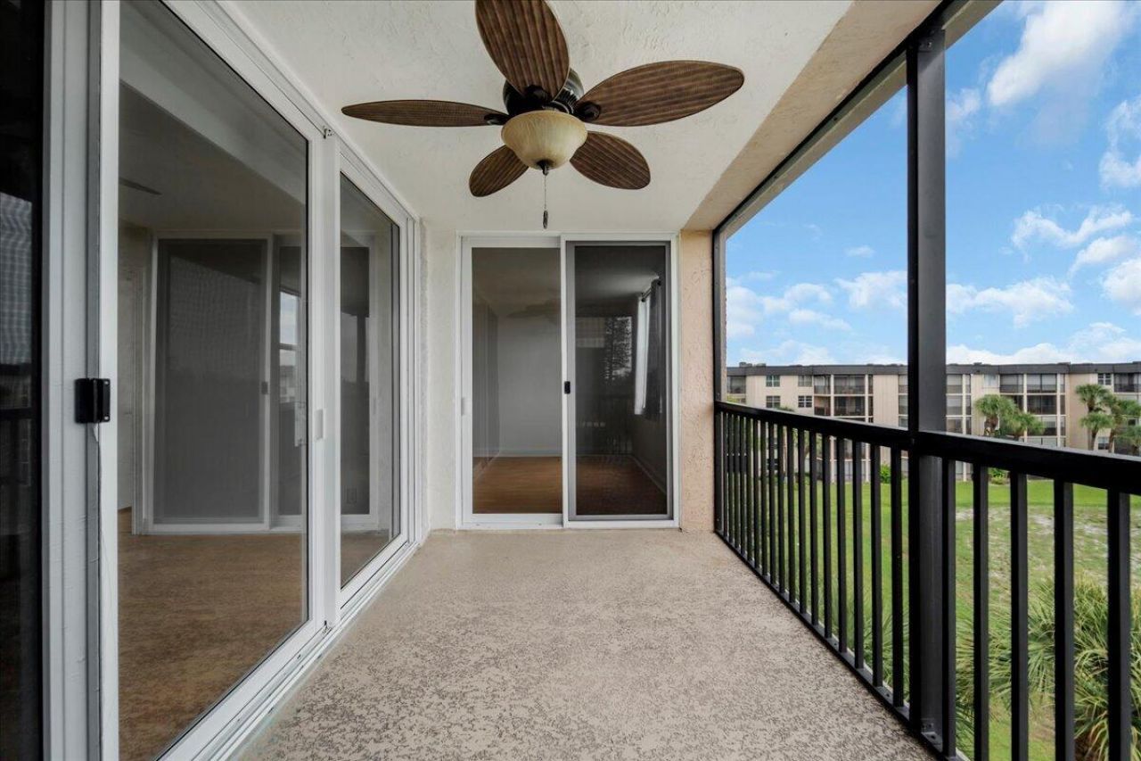 5280 NW 2nd Avenue, Unit PH-15, Boca Raton, FL 33487 Photo