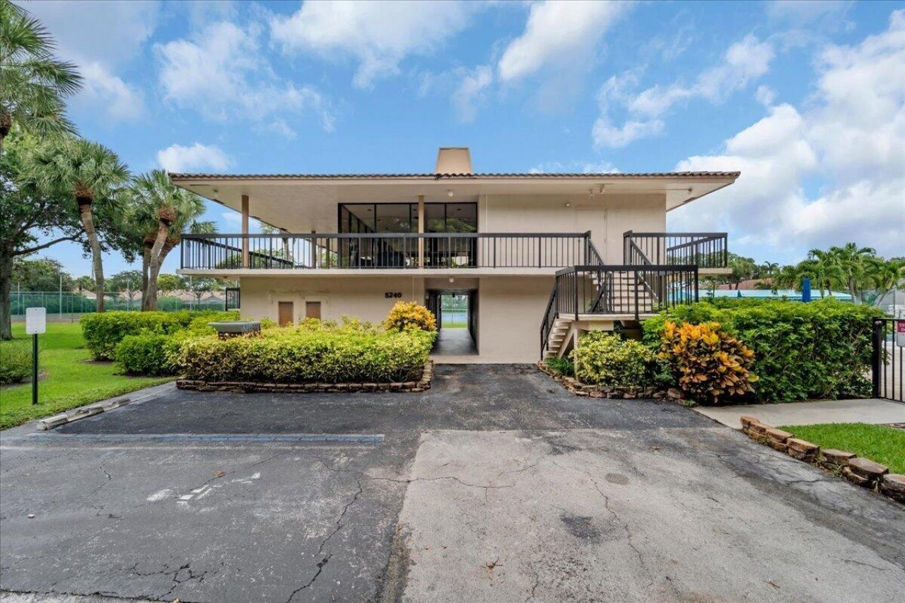 5280 NW 2nd Avenue, Unit PH-15, Boca Raton, FL 33487 Photo