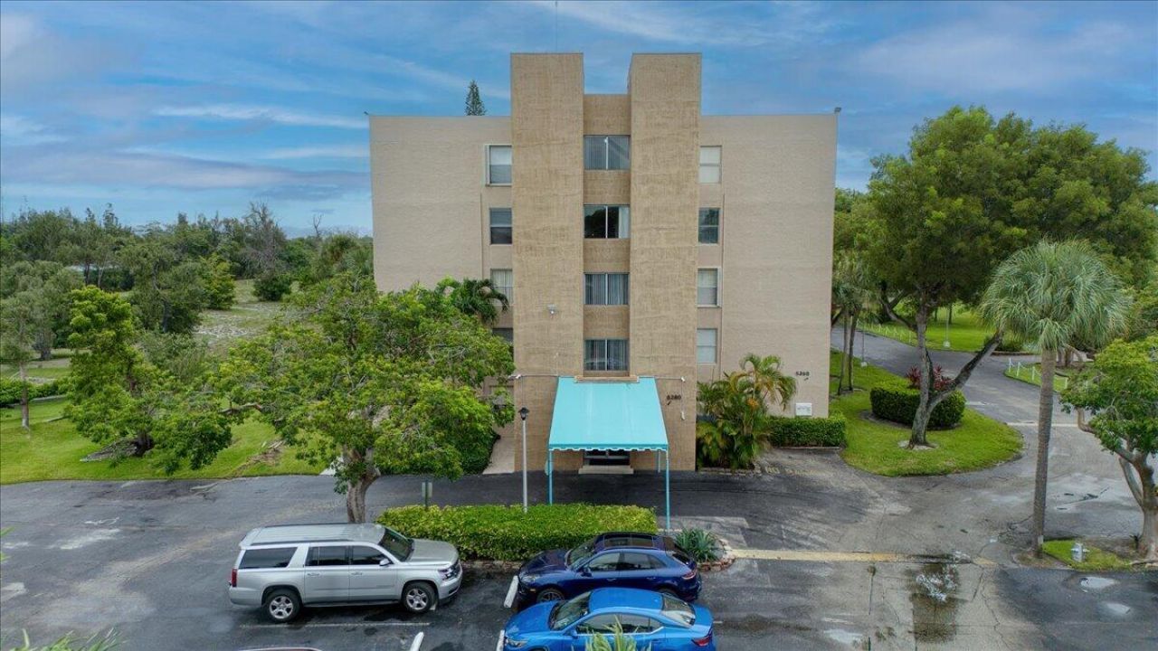 5280 NW 2nd Avenue, Unit PH-15, Boca Raton, FL 33487 Photo