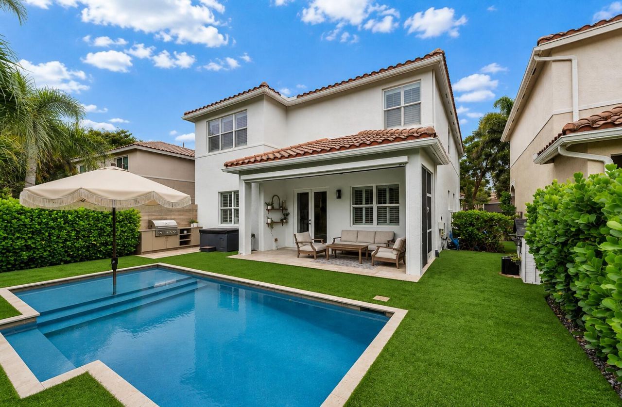 8421 Calabria Lakes Drive, Boynton Beach, FL 33473 Photo
