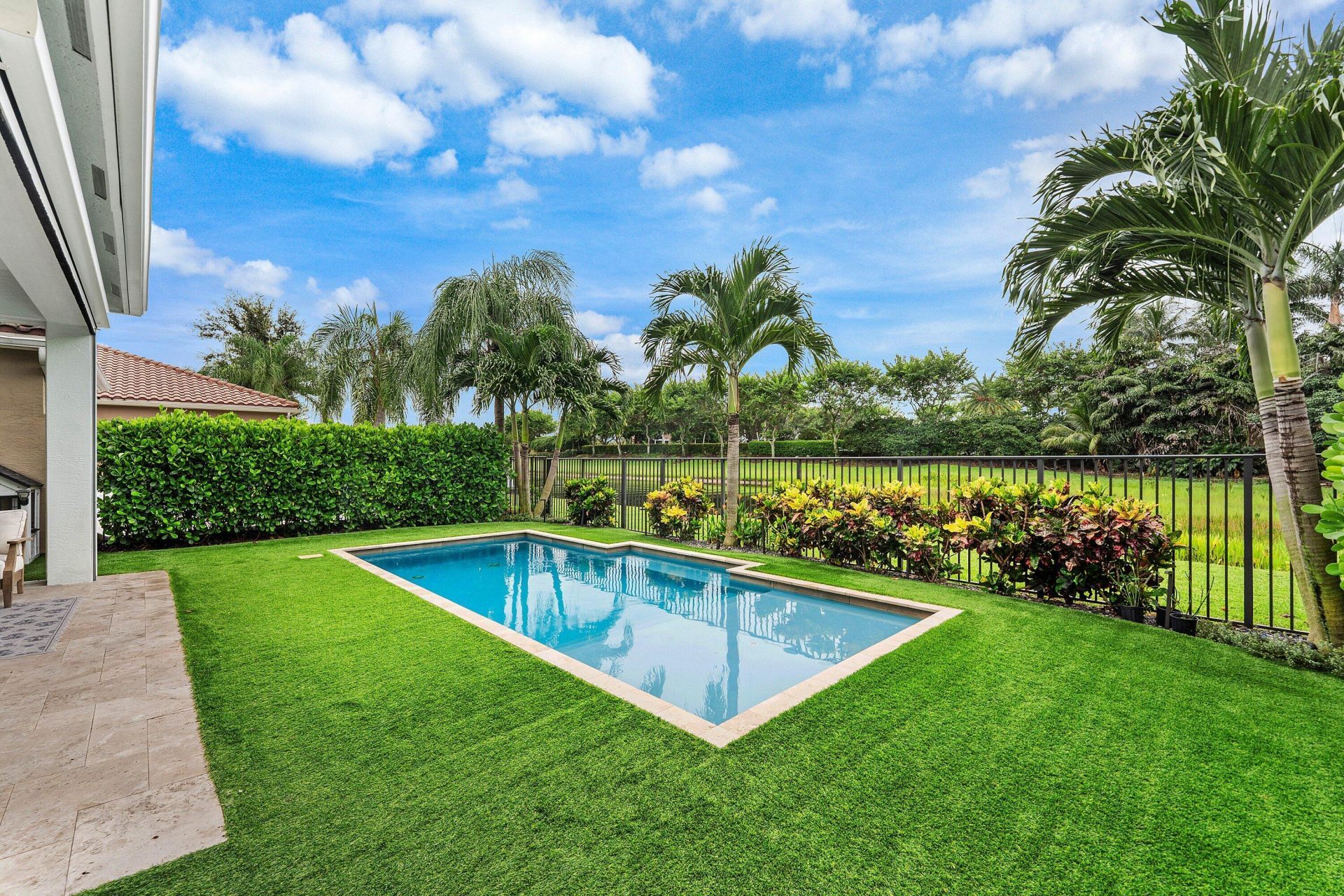 8421 Calabria Lakes Drive, Boynton Beach, FL 33473 Photo