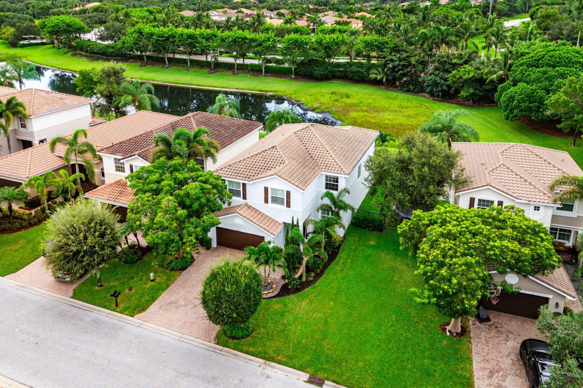 8421 Calabria Lakes Drive, Boynton Beach, FL 33473 Photo