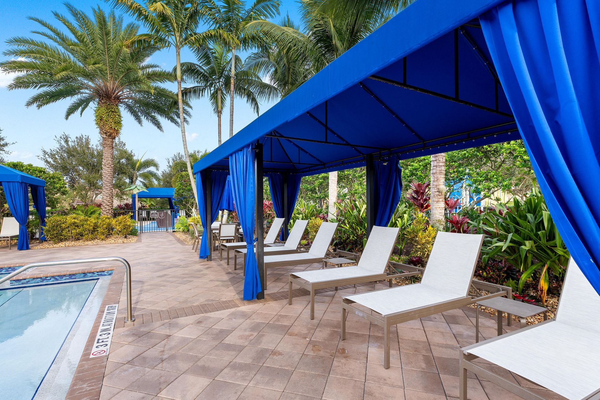 8421 Calabria Lakes Drive, Boynton Beach, FL 33473 Photo