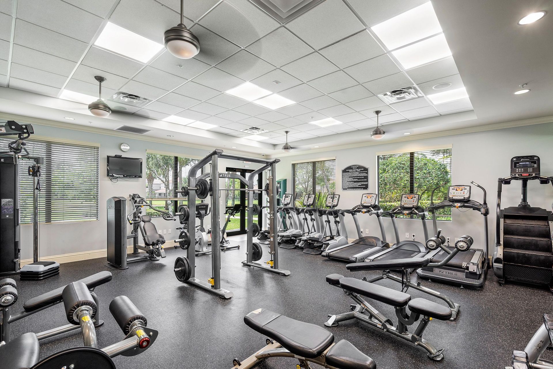 8421 Calabria Lakes Drive, Boynton Beach, FL 33473 Photo