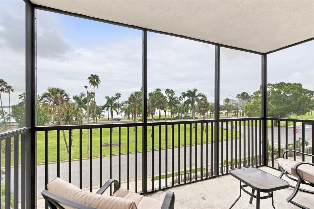 707 S Gulfstream Avenue , Unit 207, Sarasota, FL 34236 Photo