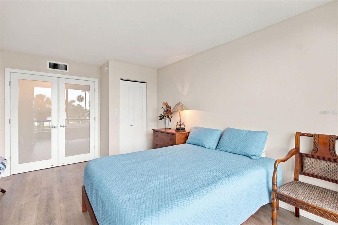 707 S Gulfstream Avenue , Unit 207, Sarasota, FL 34236 Photo