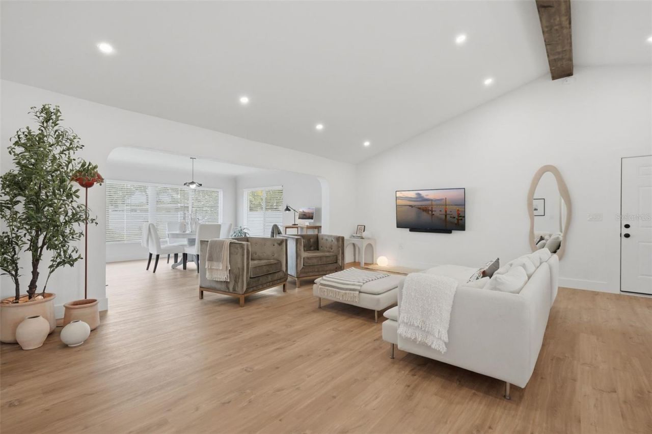 2400 66th Terrace S, Saint Petersburg, FL 33712 Photo