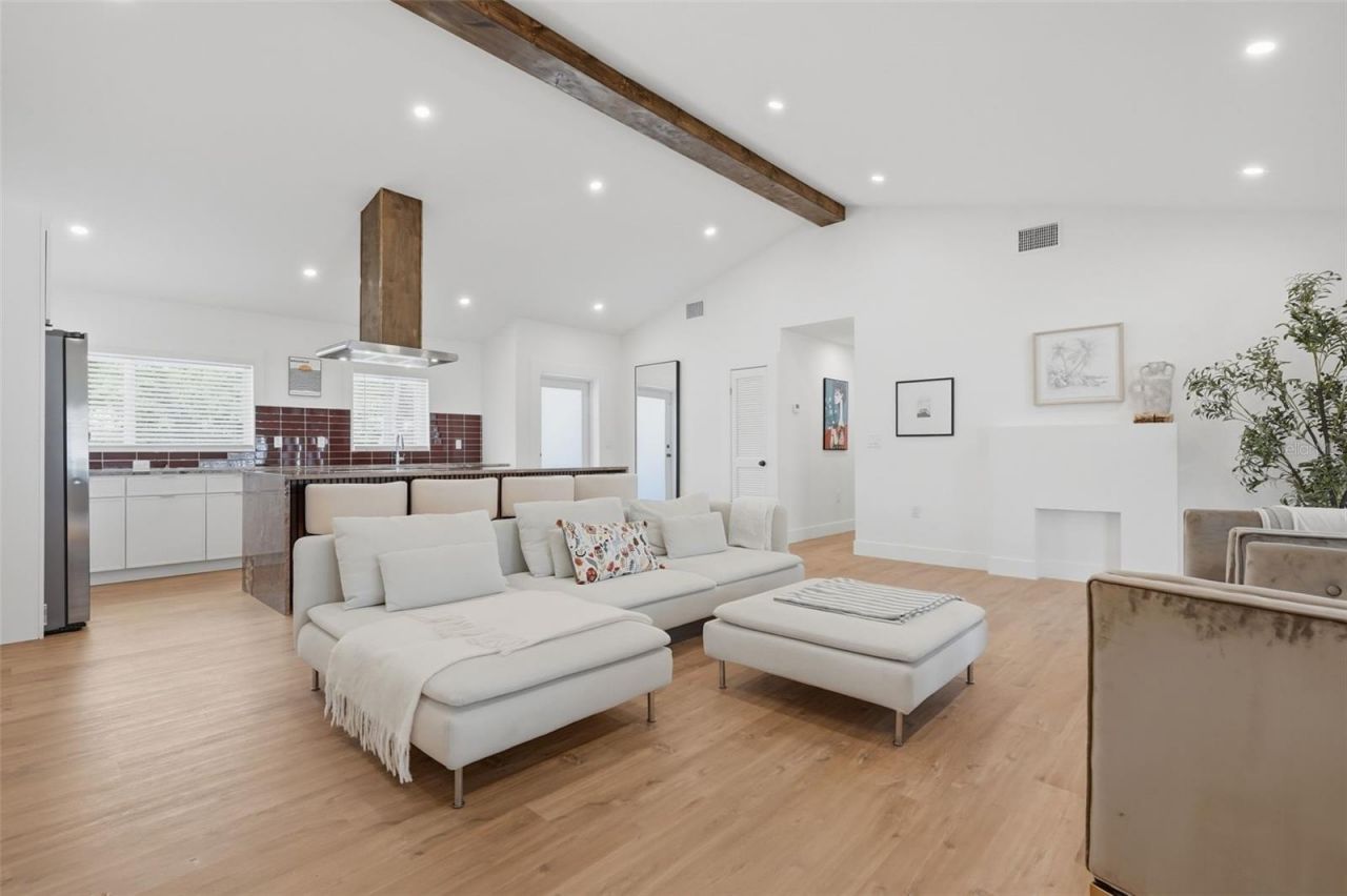2400 66th Terrace S, Saint Petersburg, FL 33712 Photo