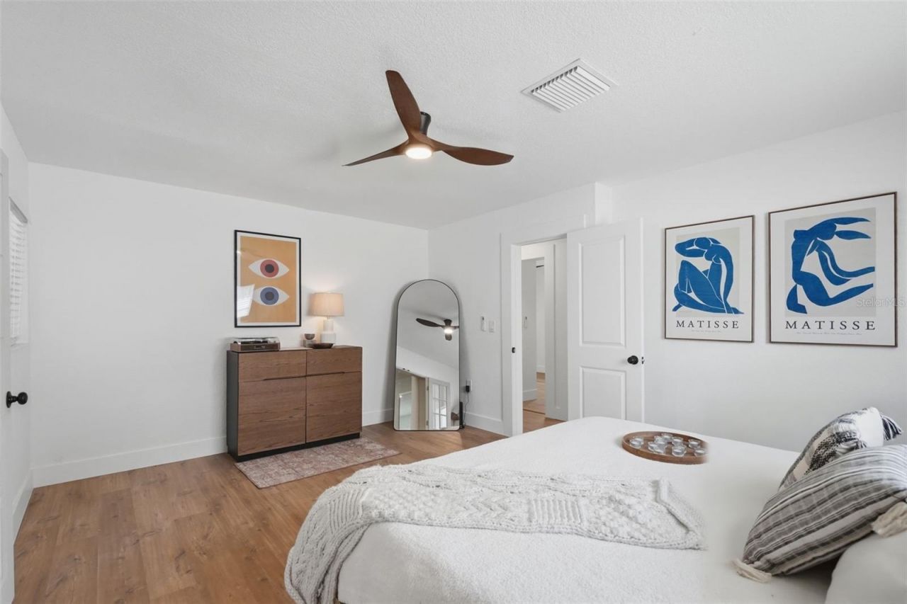 2400 66th Terrace S, Saint Petersburg, FL 33712 Photo