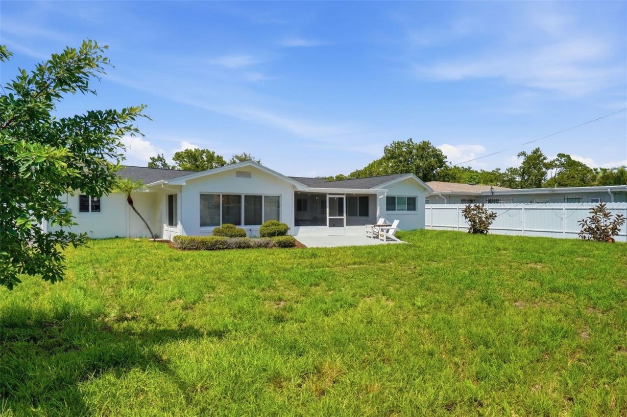 2400 66th Terrace S, Saint Petersburg, FL 33712 Photo