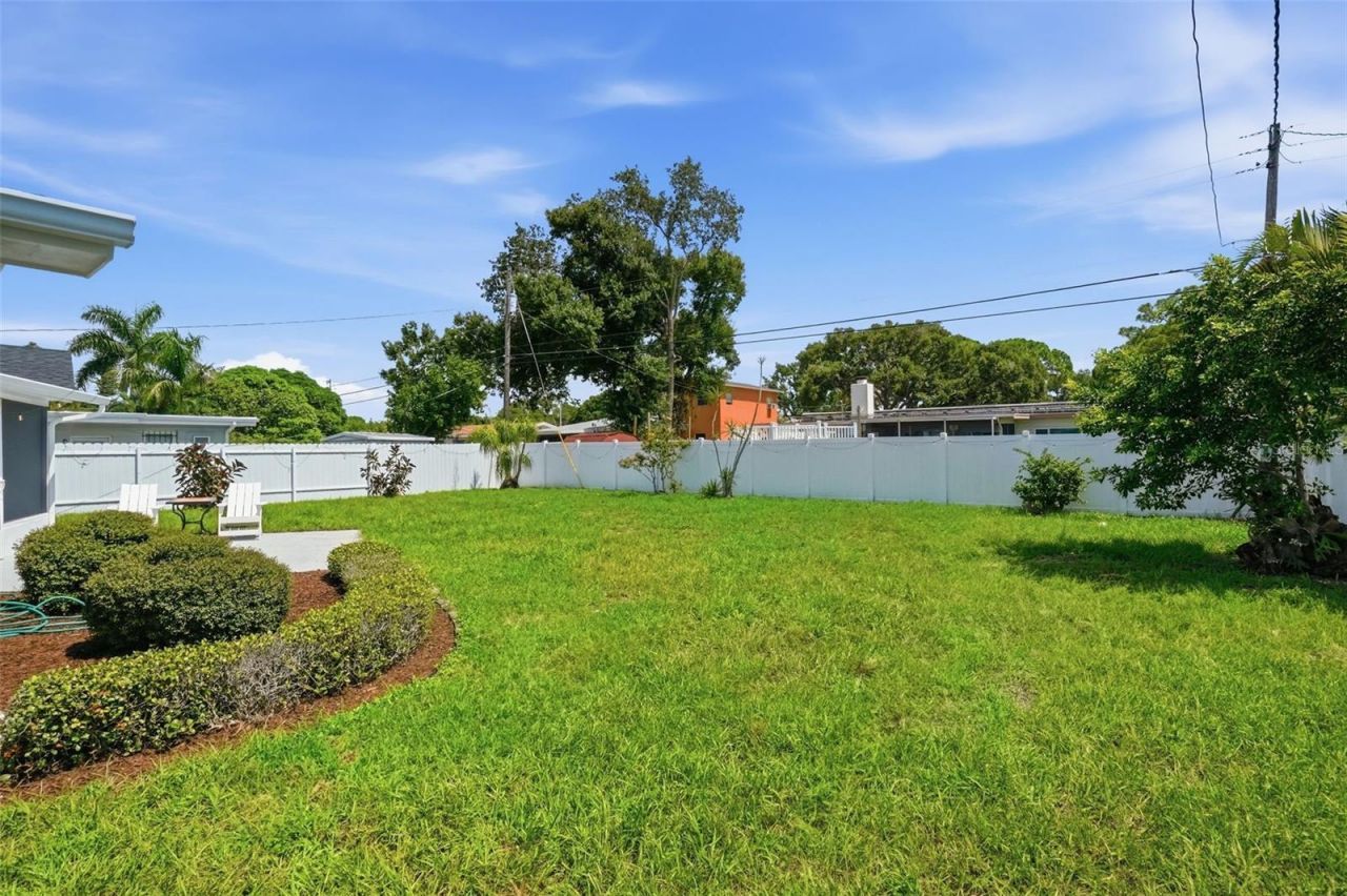 2400 66th Terrace S, Saint Petersburg, FL 33712 Photo