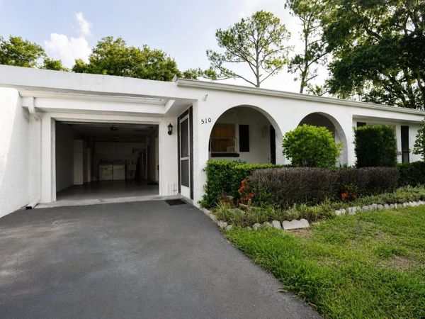 510 PALMER CIRCLE , PALM HARBOR, FL 34685
