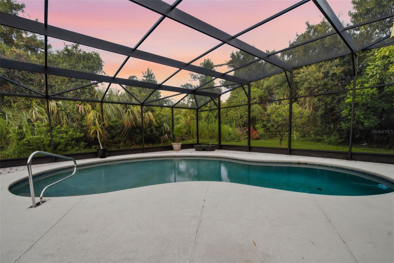 1690 Tallapoosa Drive, Geneva, FL 32732 Photo