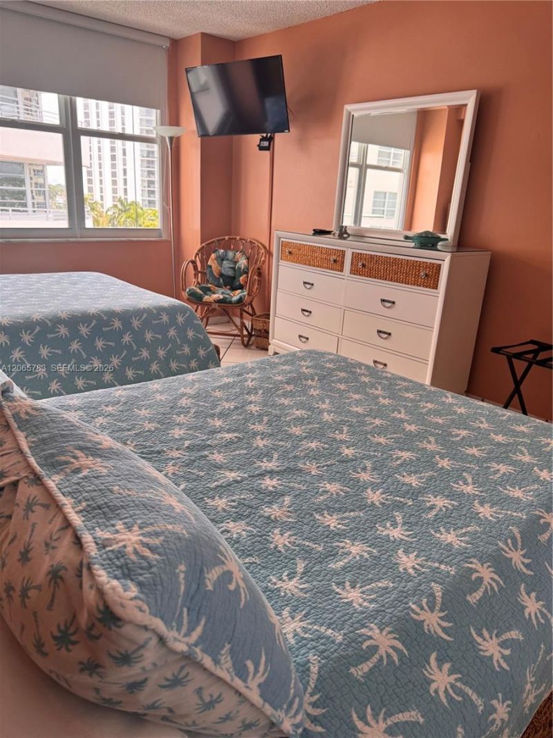 5601 NE Collins Ave, Unit 714, Miami Beach, FL 33140 Photo