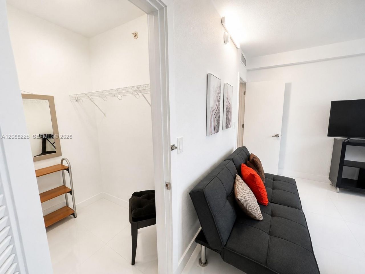 401 69th St , Unit 304, Miami Beach, FL 33141 Photo