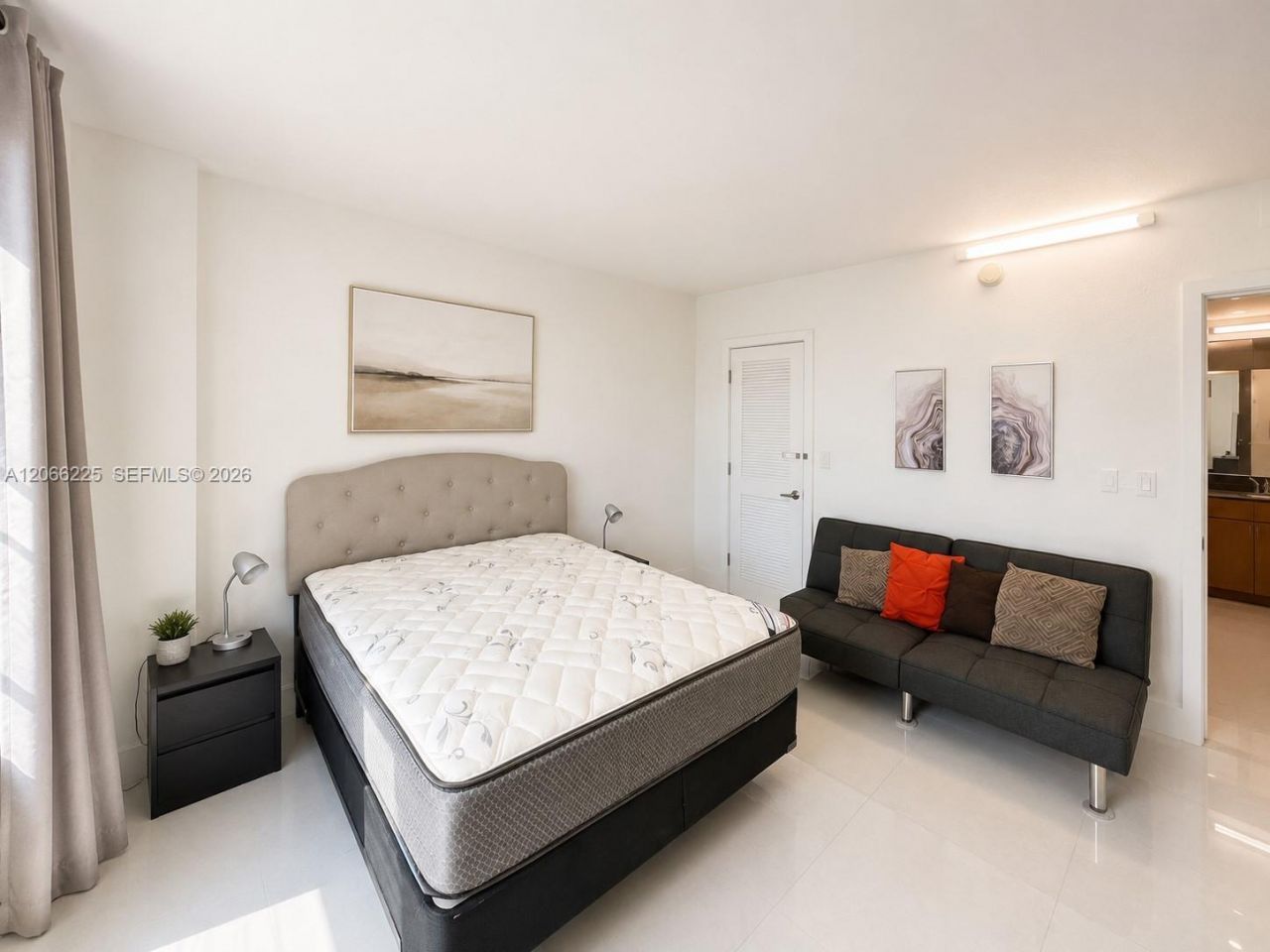 401 69th St , Unit 304, Miami Beach, FL 33141 Photo