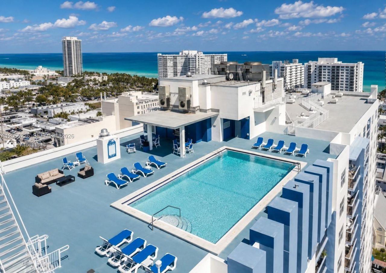 401 69th St , Unit 304, Miami Beach, FL 33141 Photo