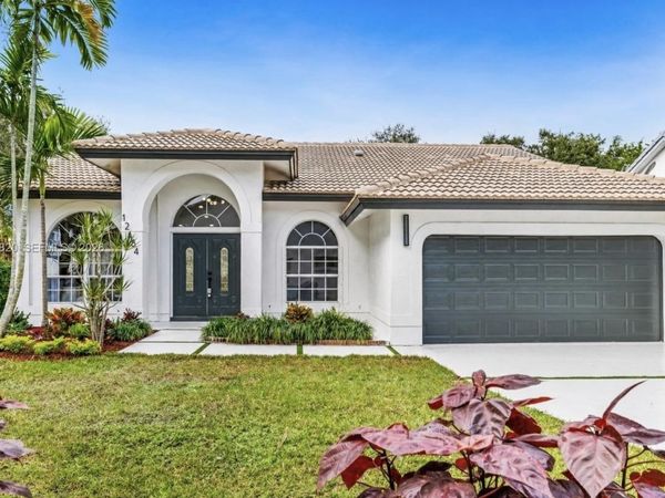 12484 SW 1st St , Coral Springs, FL 33071