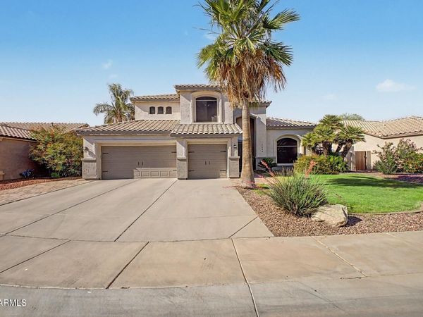 1694 E CAMPBELL Avenue, Gilbert, AZ 85234