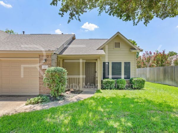 103 Prairie Springs LOOP, Georgetown, TX 78626