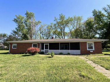 110 W Pierson Street, Fredonia, KY 42411