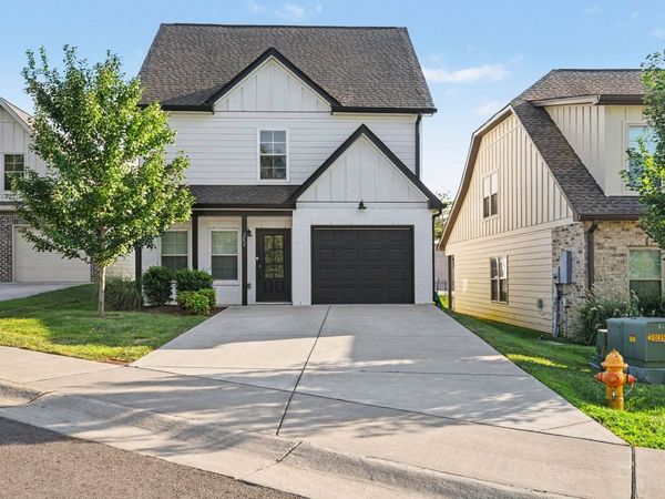 202 Emmett Dr , White House, TN 37188