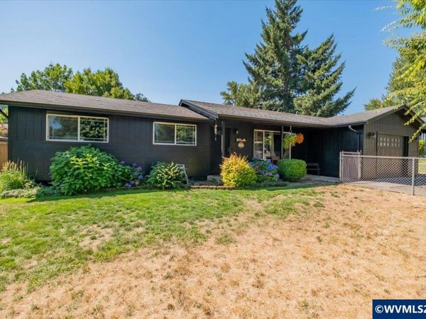 350 W Pine St, Sweet Home, OR 97386