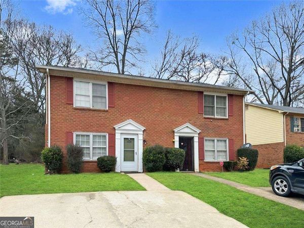 5223 Ridge Forest Drive, Stone Mountain, GA 30083