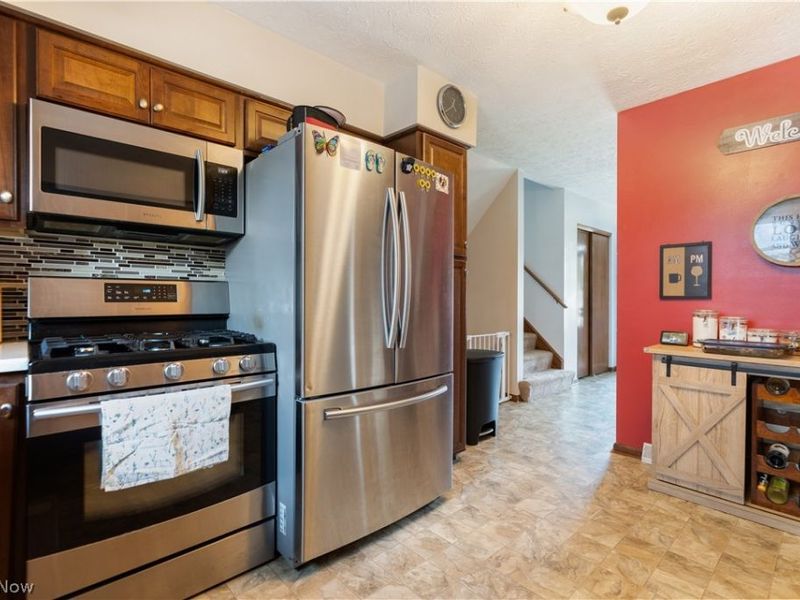 3316 Woodington Avenue SW, Canton, OH 44706 Photo 4