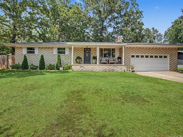 409 HOUSTON Drive, Hot Springs, AR 71913