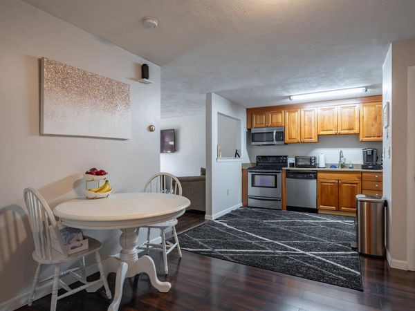 33 Andrew Street, Unit 15, Manchester, NH 03104