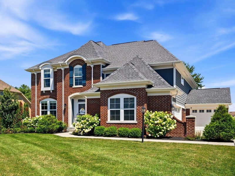 720 Meadow Ridge Way, Marysville, OH 43040 Photo 2
