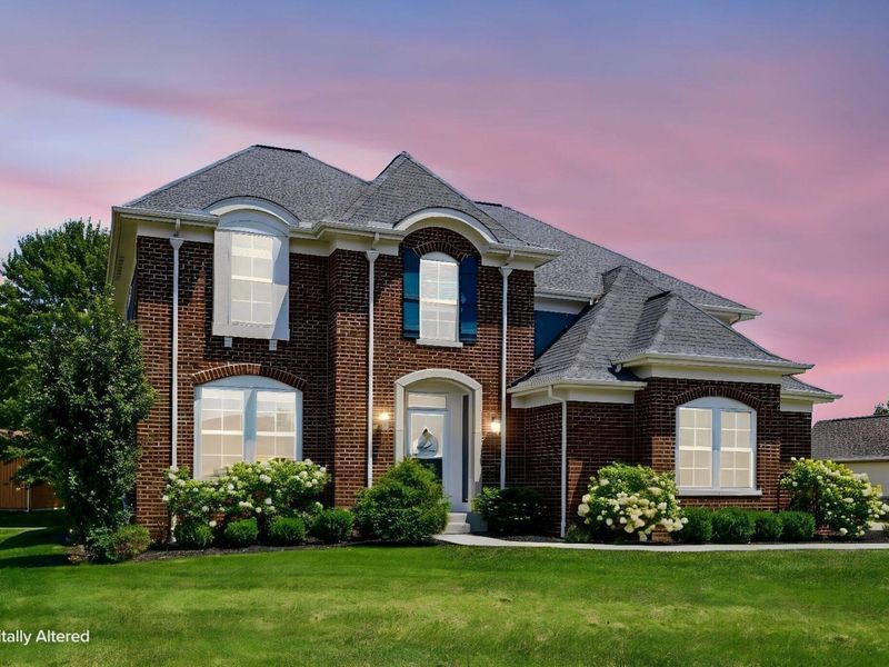720 Meadow Ridge Way, Marysville, OH 43040 Photo 3