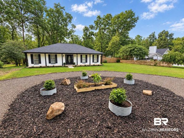 22108 W Hill N Dale, Silverhill, AL 36576