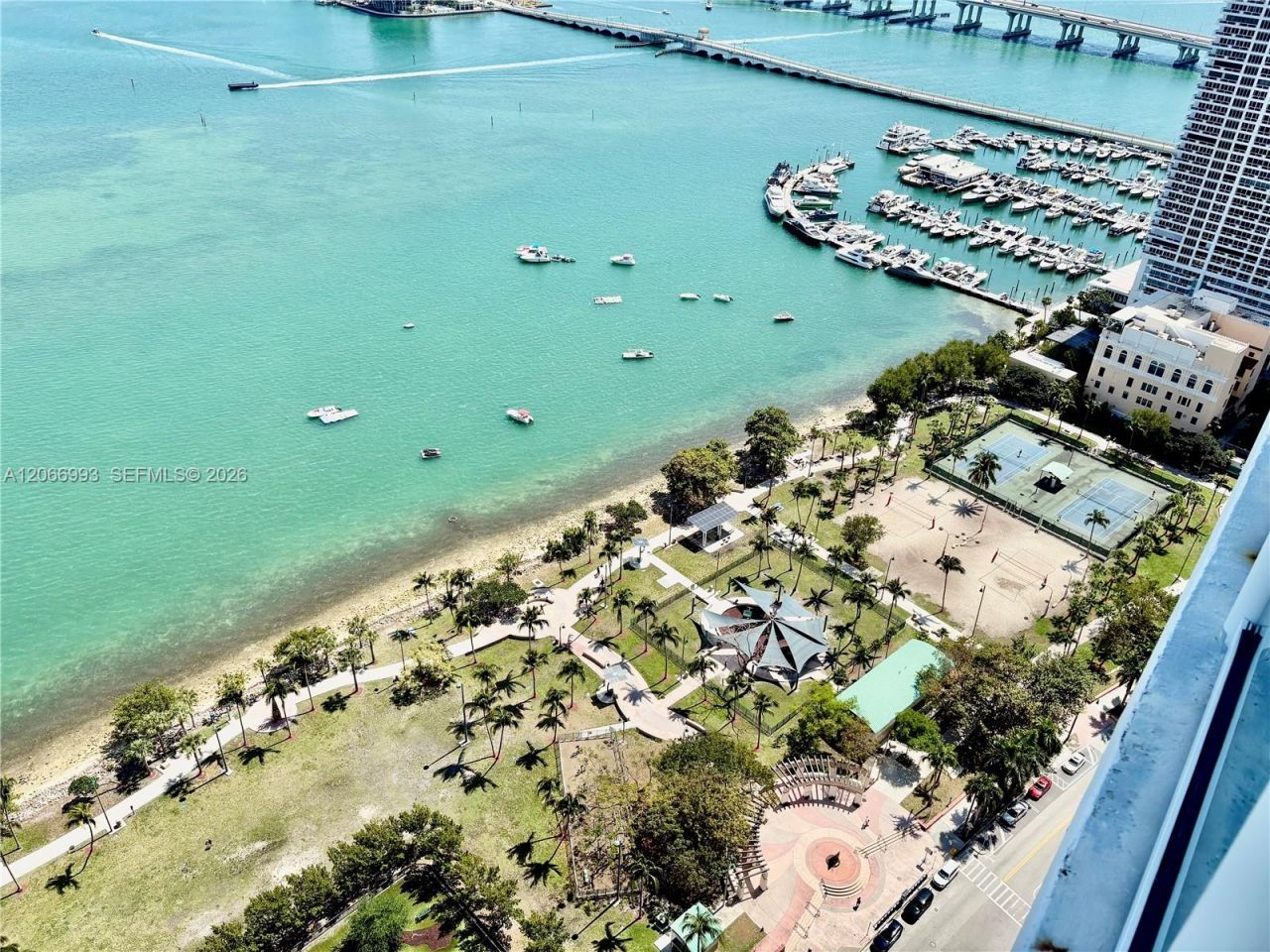 1800 N Bayshore Dr , Unit 4209, Miami, FL 33132 Photo