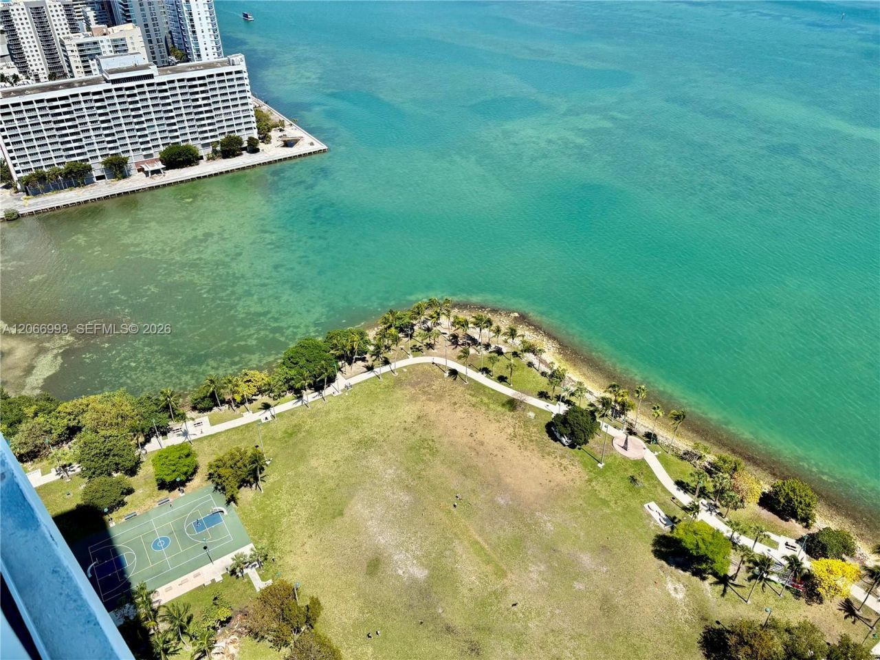 1800 N Bayshore Dr , Unit 4209, Miami, FL 33132 Photo